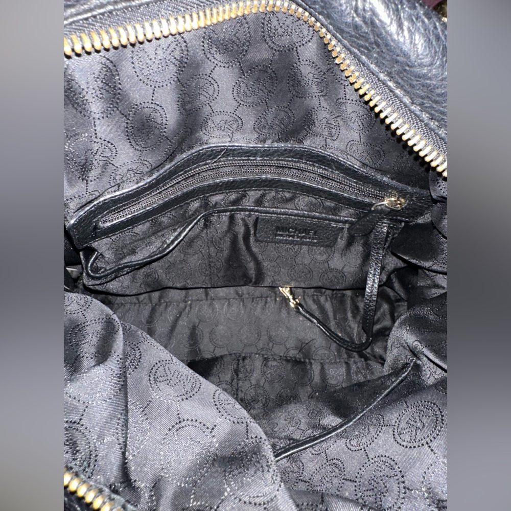 Michael Kors Satchel - Picture 4 of 5